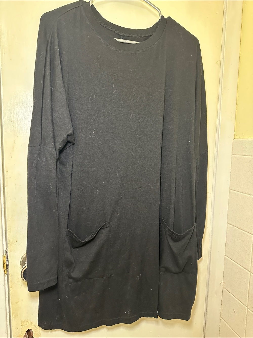 Wonen's Black Long-Sleeve Pocket Long Shirt or Dress - Classic Crew Neck